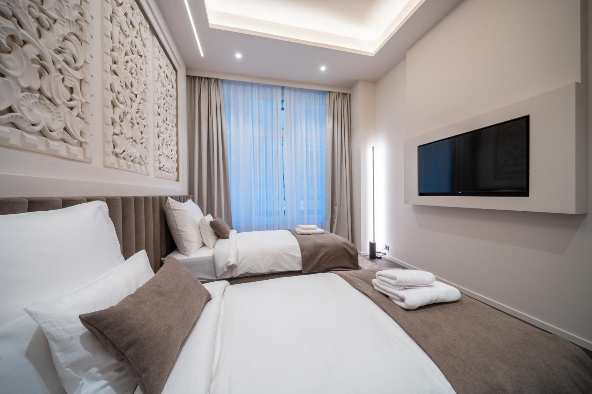 Damas Suites Budapest Budapeste Exterior foto