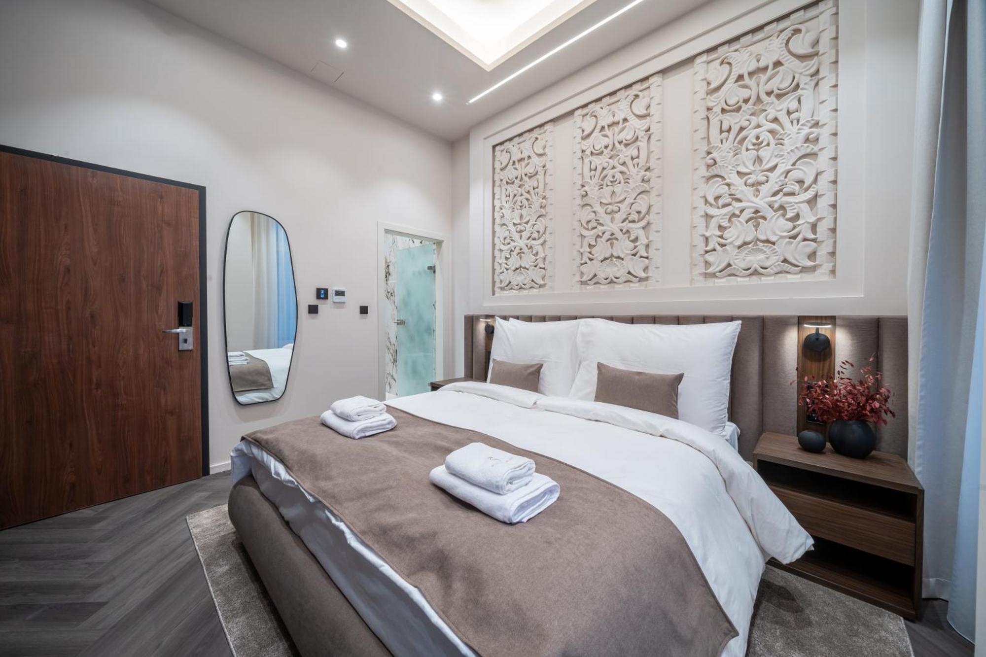 Damas Suites Budapest Budapeste Exterior foto