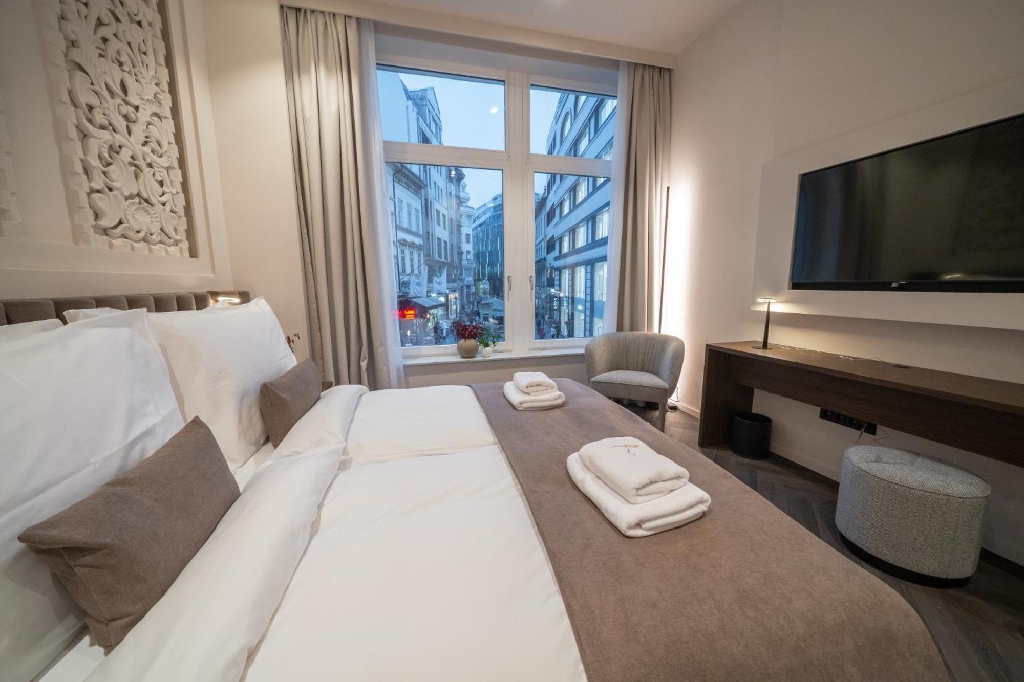 Damas Suites Budapest Budapeste Exterior foto