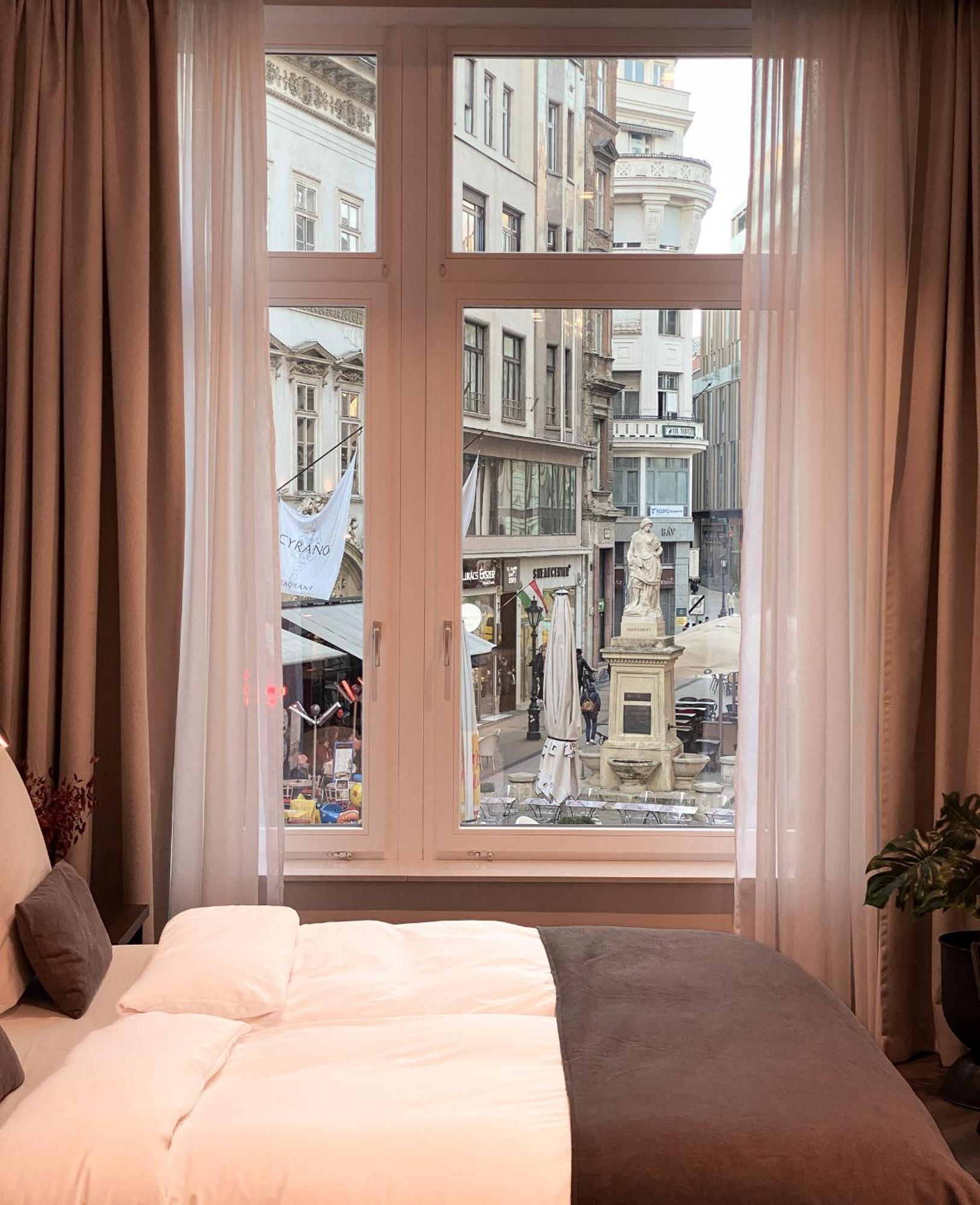 Damas Suites Budapest Budapeste Exterior foto